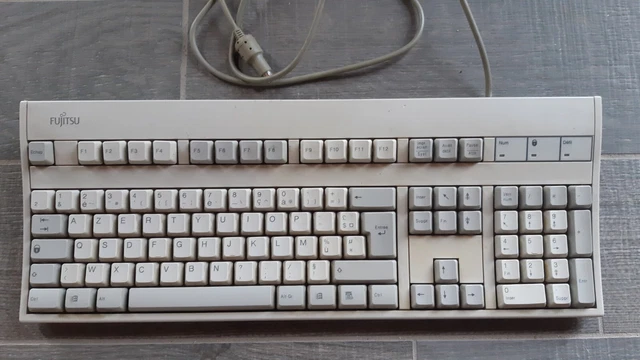 Clavier Compaq SDM4700P AZERTY Français - Vintage PS/2 - Boutons Monotouche