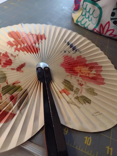 Round Folding Hand Fan