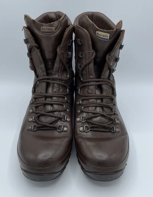 Altberg new defender combat boot hotsell