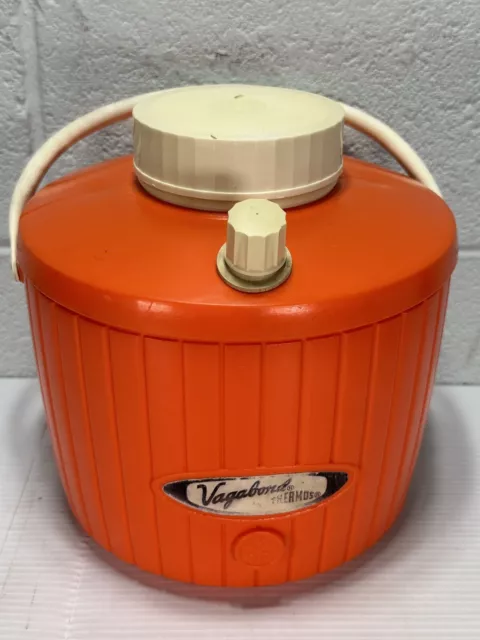 https://www.picclickimg.com/KoQAAOSwLMplPyb9/Vagabond-by-Thermos-Vintage-1970s-Orange-camping.webp