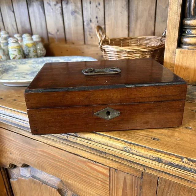 Caja de madera victoriana antigua almacenamiento de madera tesoros de joyería