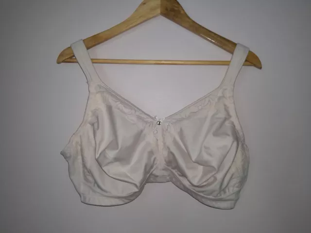 Hestia Ladies Nude Wireless Soft Cup Bra Size 20DD EUC