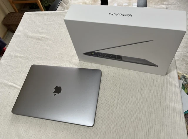 Apple MacBook Pro 13,3" (256GB SSD, Intel Core i5, 1.4 GHz, 16GB)