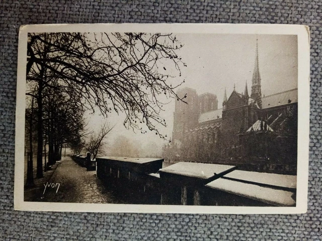 Cpa Paris En Flânant Notre Dame Un Matin D Hiver