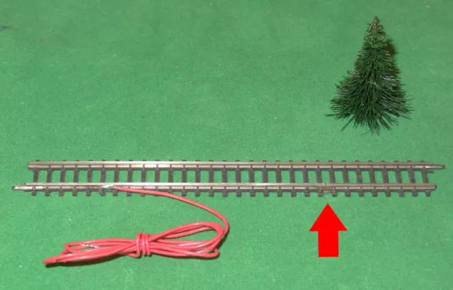 Märklin Spur Z Kontaktgleis / Trenngleis m. Anschluß (Analog/Digital) Rückmelder