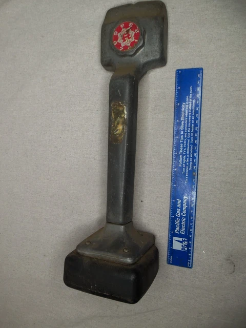 Roberts 10-412 Knee Kicker Carpet Stretcher Roberts 10-412 Knee Kicker Carpet Stretcher