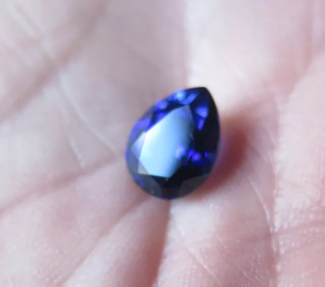 SAPHIR VERNEUIL POIRE BLEU ROYAL 10x8mm...TOP!!!