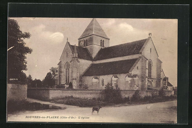 CPA Rouvres-en-Plaine, L'Eglise