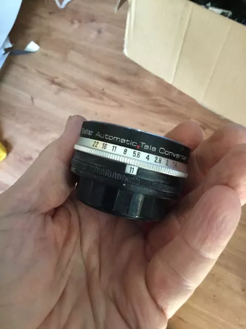 Teleconvertidor automático Vivitar 2X-1 para montaje a tornillo M42 con estuche