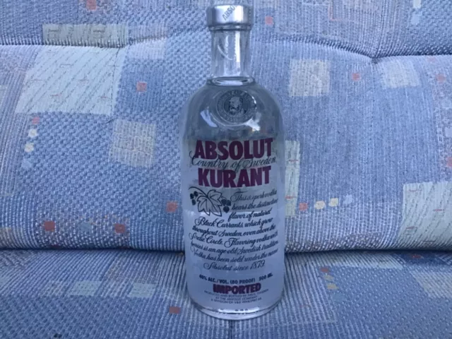 Absolut Vodka Kurant 0,5 liter ,alte Version ,ungeöffnet ,Rarität ,40 % alc.