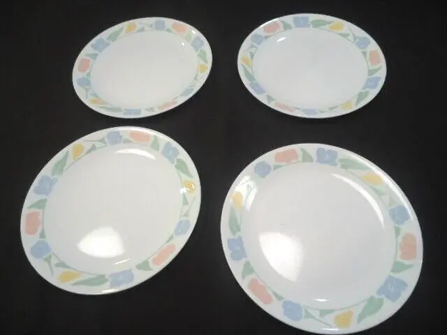 4 corelle by corning ware friendship dinner plates
