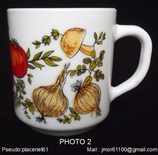 Mug ARCOPAL décor Légumes, Potirons, Oignons,  Artichaud, Champignons. Vintage. 2