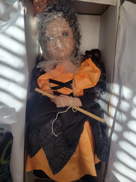 Witch Heritage Signature Collection Ceramic Doll Halloween NIB 3