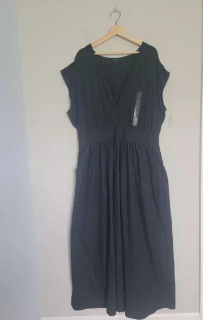 NWT Banana Republic Womens XXL Sleeveless Surplice V Neck Maxi Dress Black