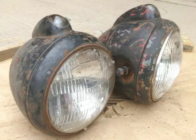 1939 1940 Chevy Truck 682-C HEADLIGHTS Original Guide pair Sealed Beam 1937 1938