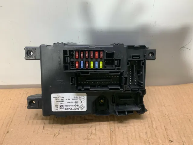 2006-2009 Fiat Grande Punto 1.9 JTD Body Computer Fuse Box 00517954300