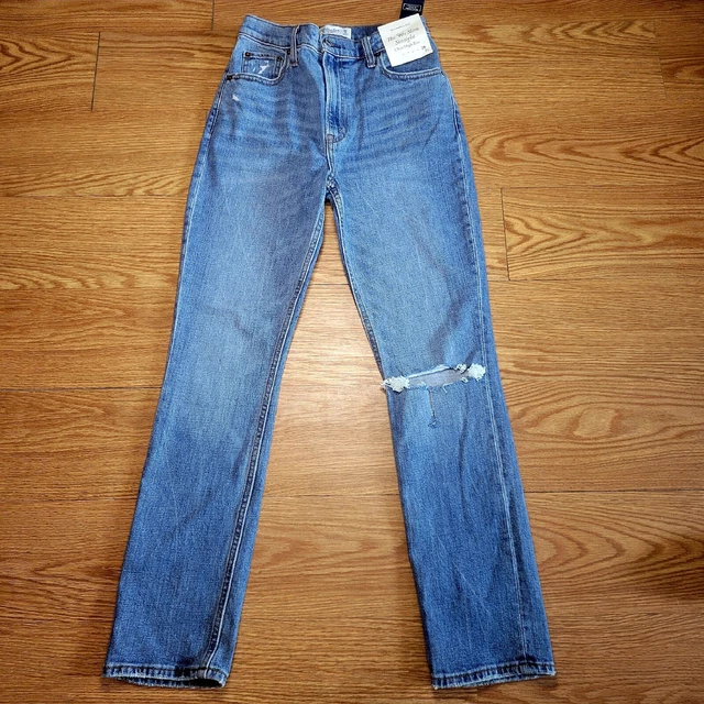 NWT Abercrombie & Fitch The 90s Straight Ultra High Rise Jeans Size 26 2S Short