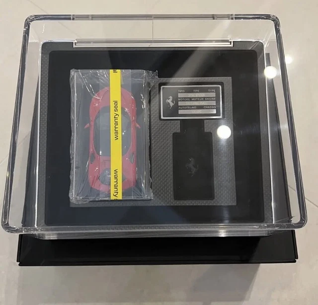 Ferrari SF90 Spider Clear Case & Carbon Fiber Key Box & Car
