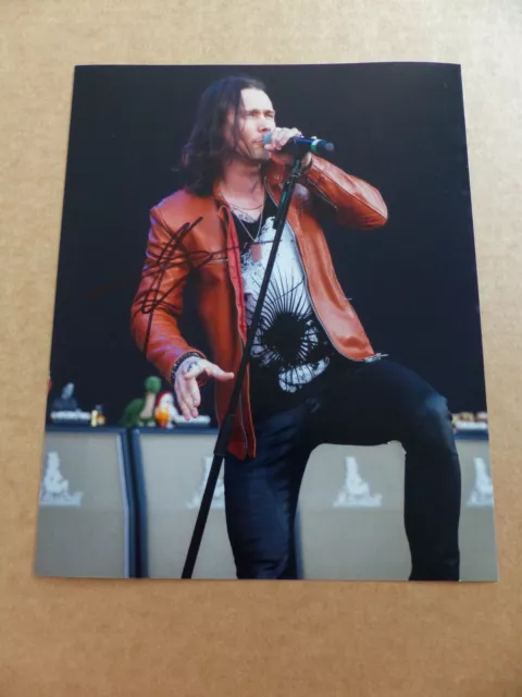 ALTER BRIDGE Myles Kennedy signed Autogramm signiert auf 20x25 cm Foto