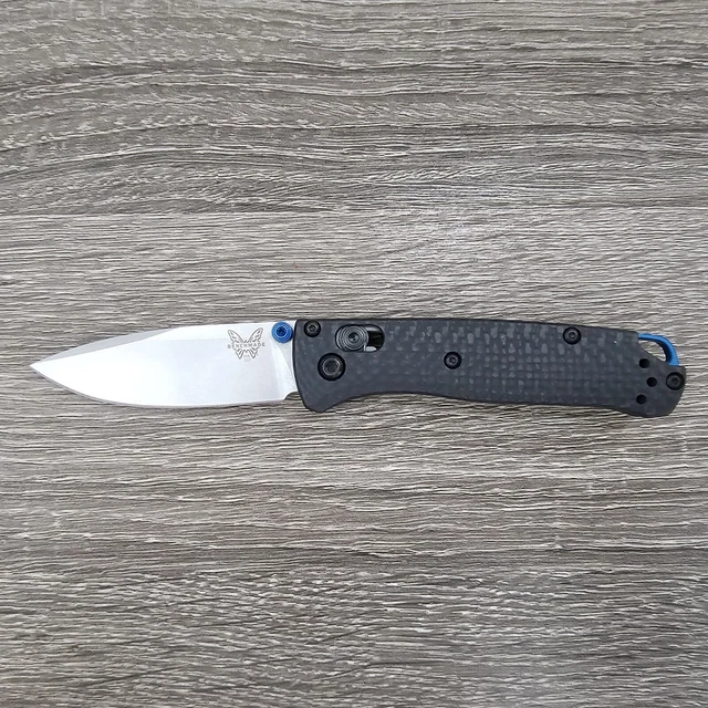 Benchmade Mini Bugout AXIS Lock Knife Carbon Fiber (2.8" Satin S90V) 533-3 