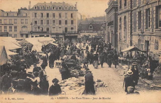 Cpa 14 Lisieux La Place Thiers Jour De Marche