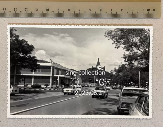 Vintage street scene photo Malaysia North Borneo ?