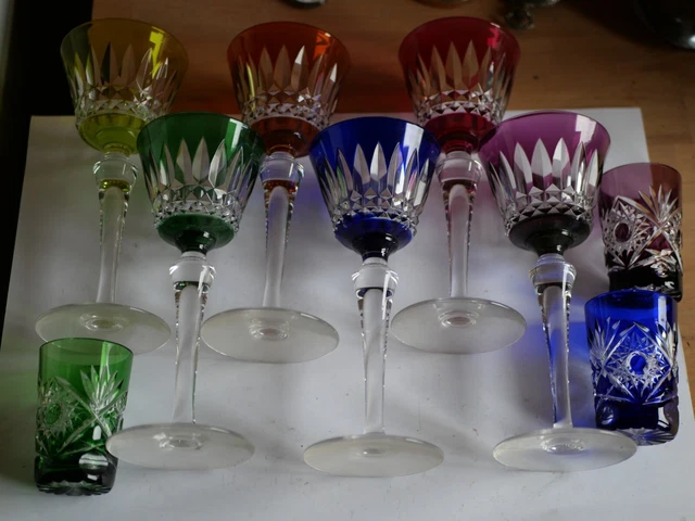 lot verre pied cristal baccarat couleur
