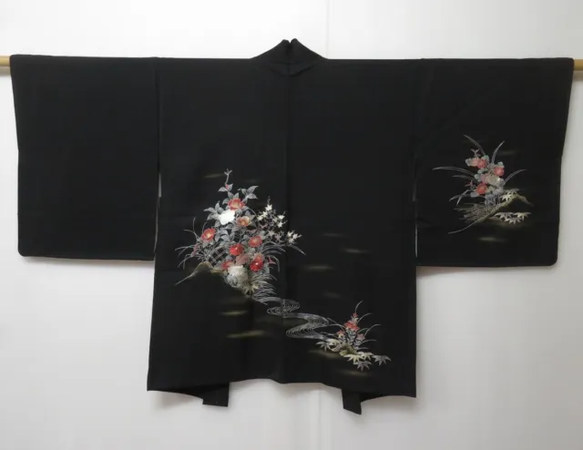 1027N04z560 Japanese Kimono Silk HAORI Black Chrysanthemum