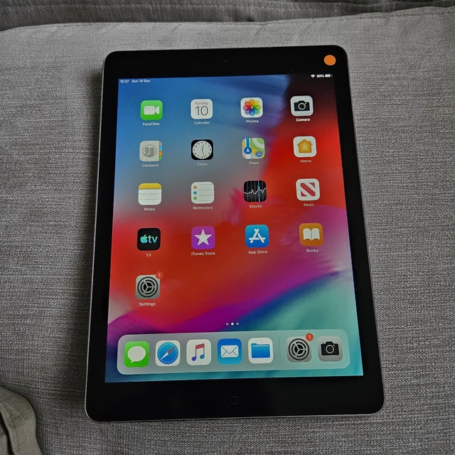 Apple iPad Air 1st Gen. 16GB Wi-Fi 9.7in Grey Ip09
