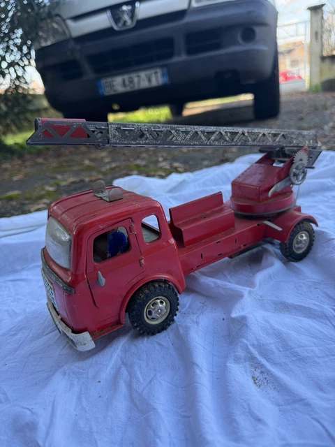 380Y VINTAGE JOUSTRA France Benne en Tôle pour Camion Simca Cargo L 16 cm EUR 15,00 - FR