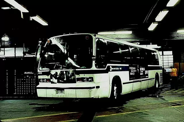 Original Kodachrome Slide Nyc Bus 1998 Nova-Rts #4932 Jamaica Depot Mar 29, 2008