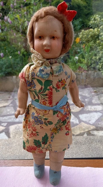 Poupée ancienne en bois avec de vrais cheveux humains - France