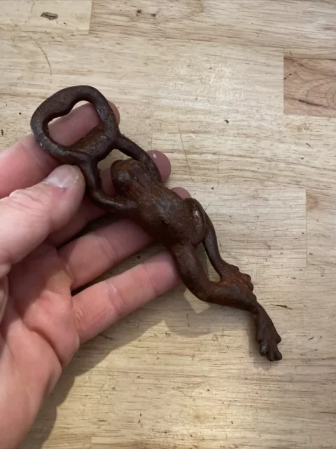 Frog Bottle Opener Road Collector Cast Iron Metal Patina Beer Soda Paperweight