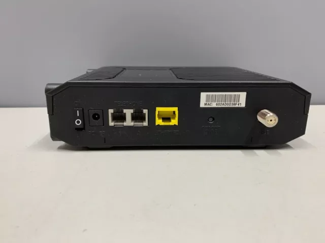 Prix conseillé : 400 £ Modem Cisco EPC3208 Nouveau commutateur Ethernet à... 2