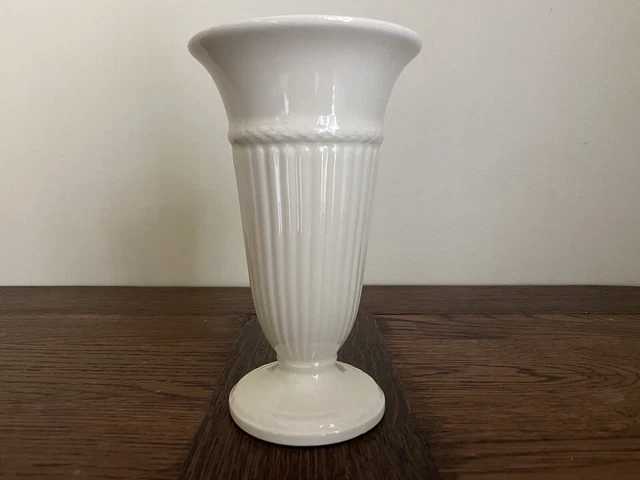 Wedgewood of Etruria Vase from the "Edme" range