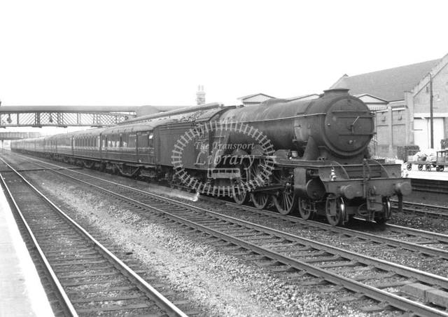 PHOTO BR BRITISH Railways Steam Locomotive Class A3 60102 at Welwyn ...