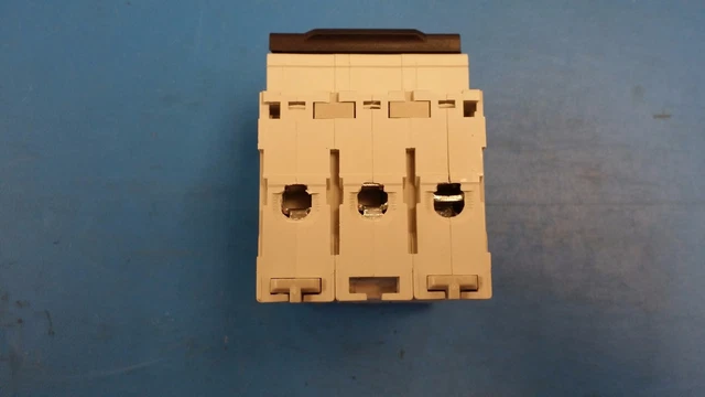 (1 PC) C60N-3P YUANKY Miniature Circuit Breaker, 3-pole, 20A, 415VAC 3