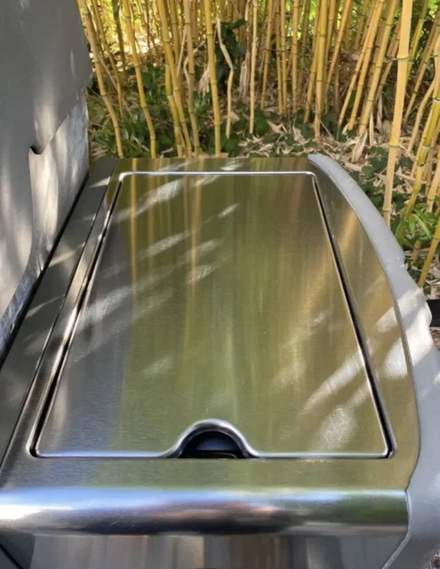 Weber Gasgrill Genesis E-330 in schwarz mit Abdeckhaube 3