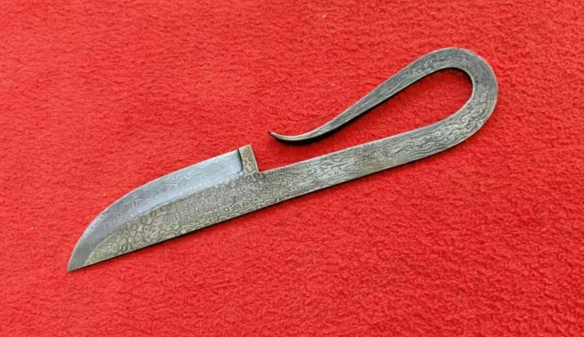 Cuchillo de caza forjado a mano de acero de Damasco Hoja en blanco