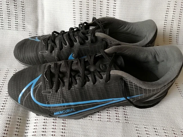 Nike Größe 43 / Nike Mercurial / Noppensohle / Schuhe / Kunstrasen