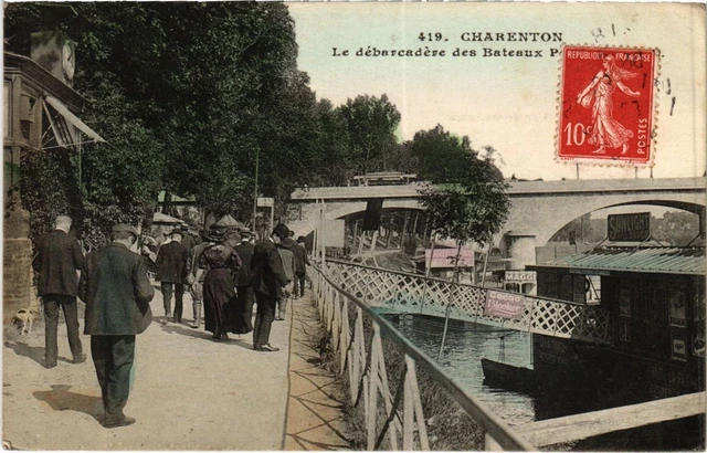 CPA AK Charenton Le debarcadere des Bateaux FRANCE (1282263)