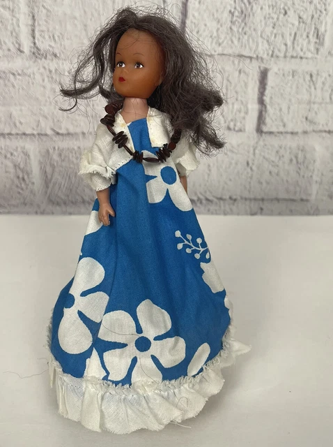 Tiny Bubbles Musical Box Hawaiian Girl Dark Hair Blue Tropical Doll Revolves 9"