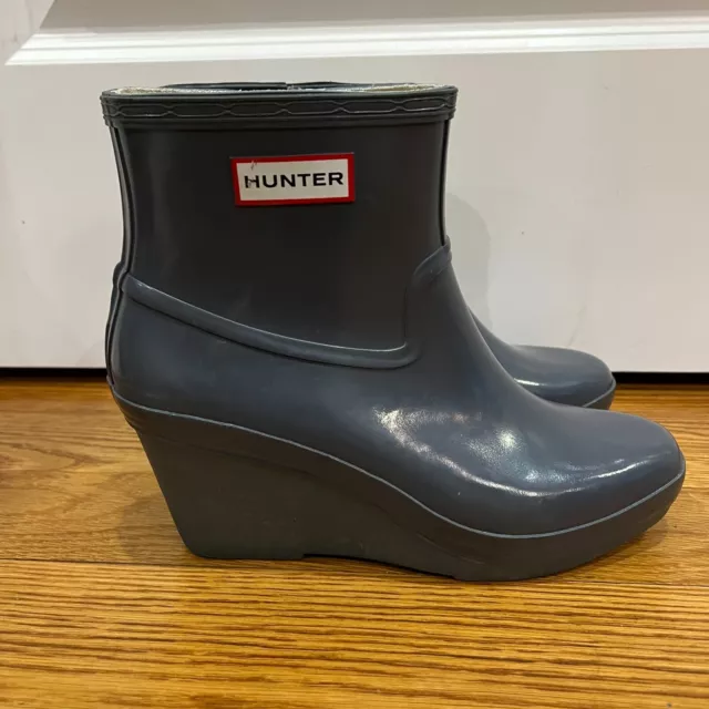 HUNTER “ASTON” GRAY Wedge Heels Short Shaft Stylish Waterproof Rain ...
