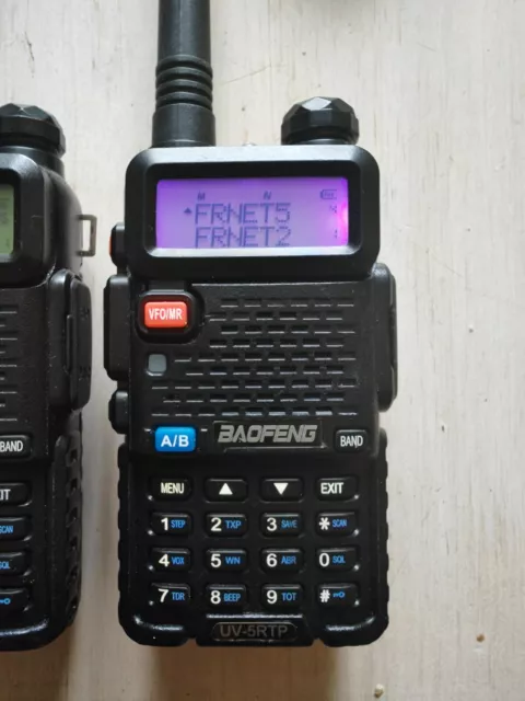 Baofeng UV-5R Set UHF/VHF Amatuer Handfunkgeräte - mit Programmierkabel