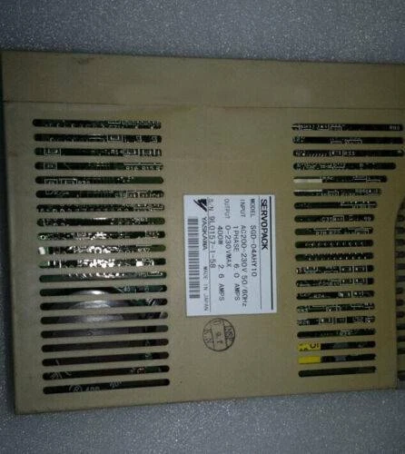 UN servomotore Yaskawa usato SGD-04AHY10 testato buono