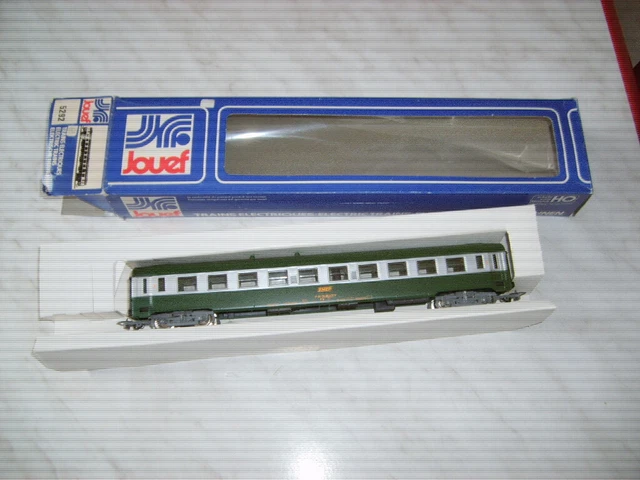Train électrique – modélisme – jouef – sncf – wagon voyageurs UIC 2ème classe
