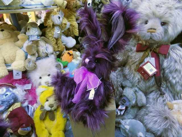 CHARLIE BEARS BEETROOT Pic No 8 By Charlie Bears CB266612O £60.00 ...