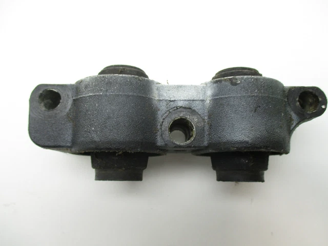 0388234 0436470 Evinrude Johnson Outboard Upper Engine Mount to Steering Arm