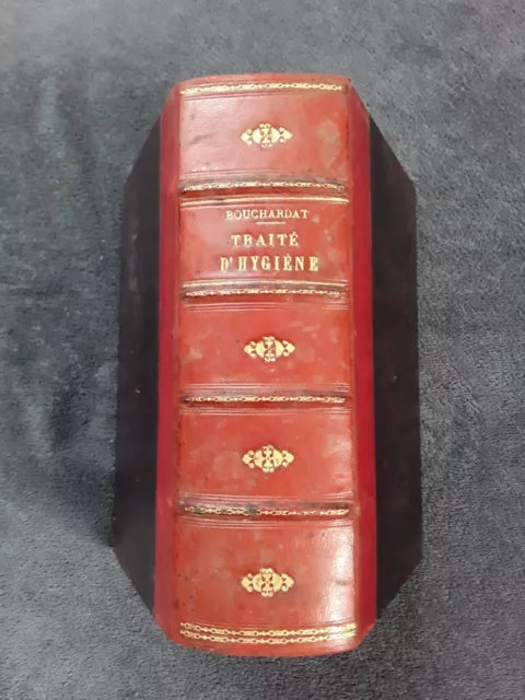 Bouchardat : Traité d'hygiène publique et privée basée sur l'étiologie. 1883.