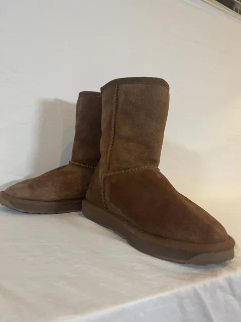 EMU AUSTRALIA WOMEN'S BOOTS CHESTNUT.....SIZE Left 7 Right 8. See Pics.